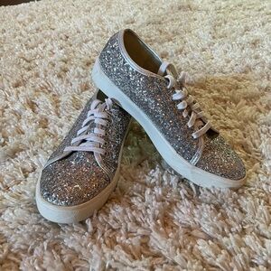 Dirty Laundry Silver Glitter Sneakers Tennis Shoes 5.5 Run Big